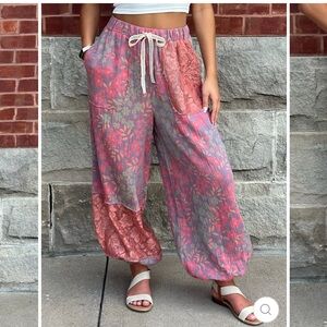 POL Women's Floral Patchwork Drawstring Joggers